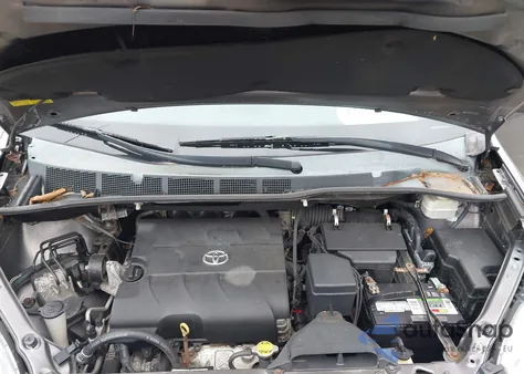 2012 Toyota Sienna Le V6 8 Passenger from USA, damaged, VIN 5TDKK3DC0CS279105